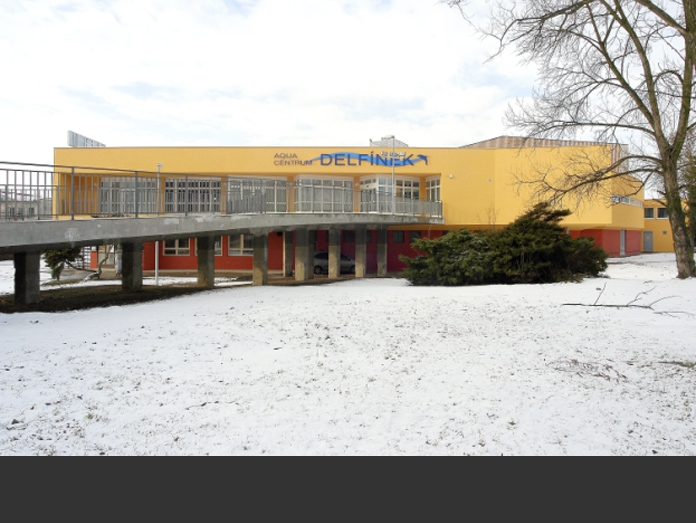 Aquacentrum Delfínek, Olomouc - Legionářská ul.     Nominace na Bazén roku 2004